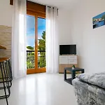 500 M Dal Lago! Il Nido Di Con Piscina * سالو