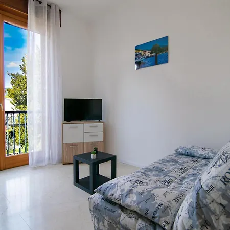 Appartamento 500 M Dal Lago! Il Nido Di Con Piscina