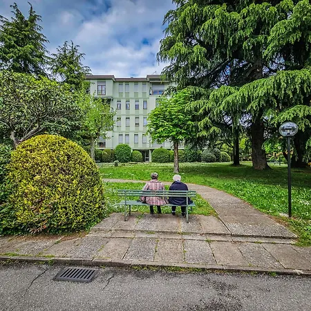 500 M Dal Lago! Il Nido Di Con Piscina * سالو